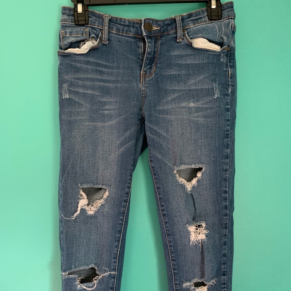 Super Cute Ripped Jeans